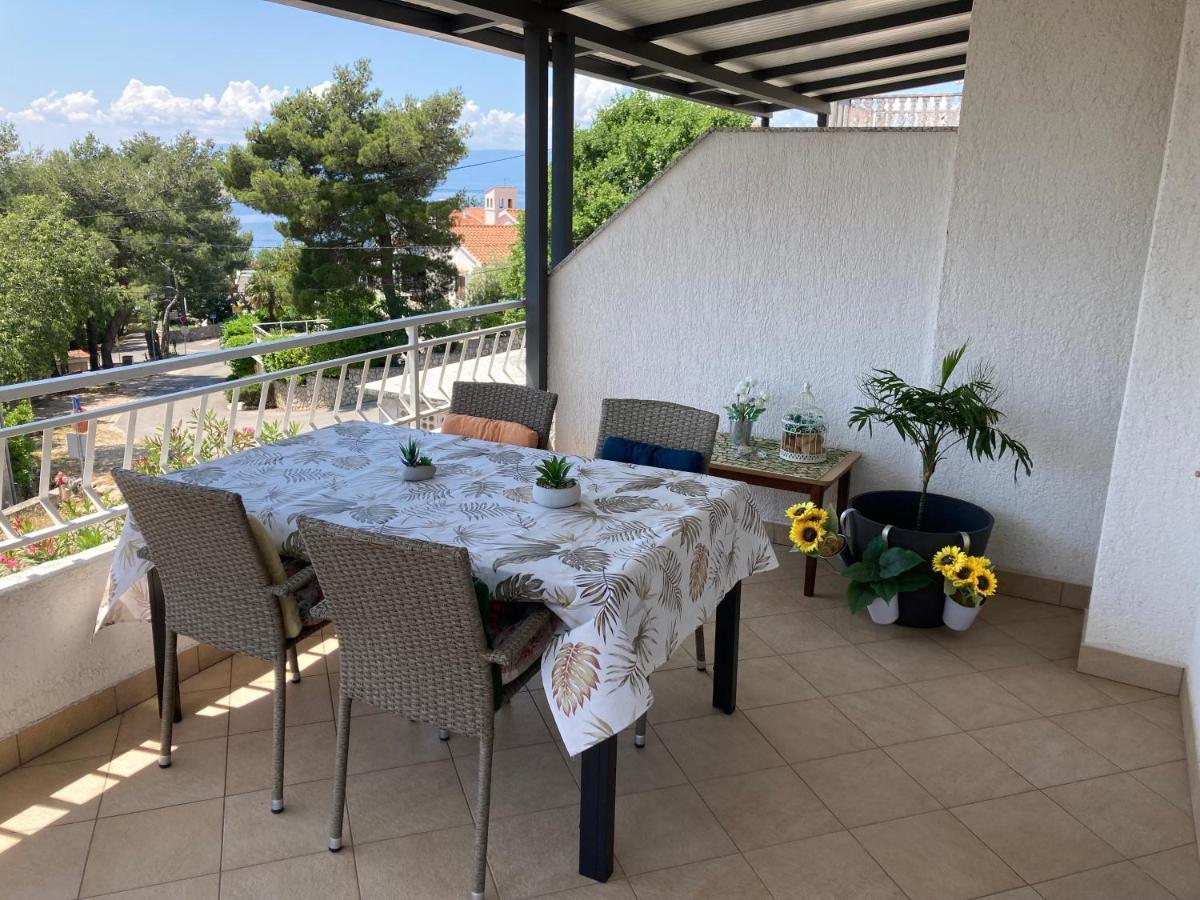 Apartment Jasna B Omišalj Kültér fotó