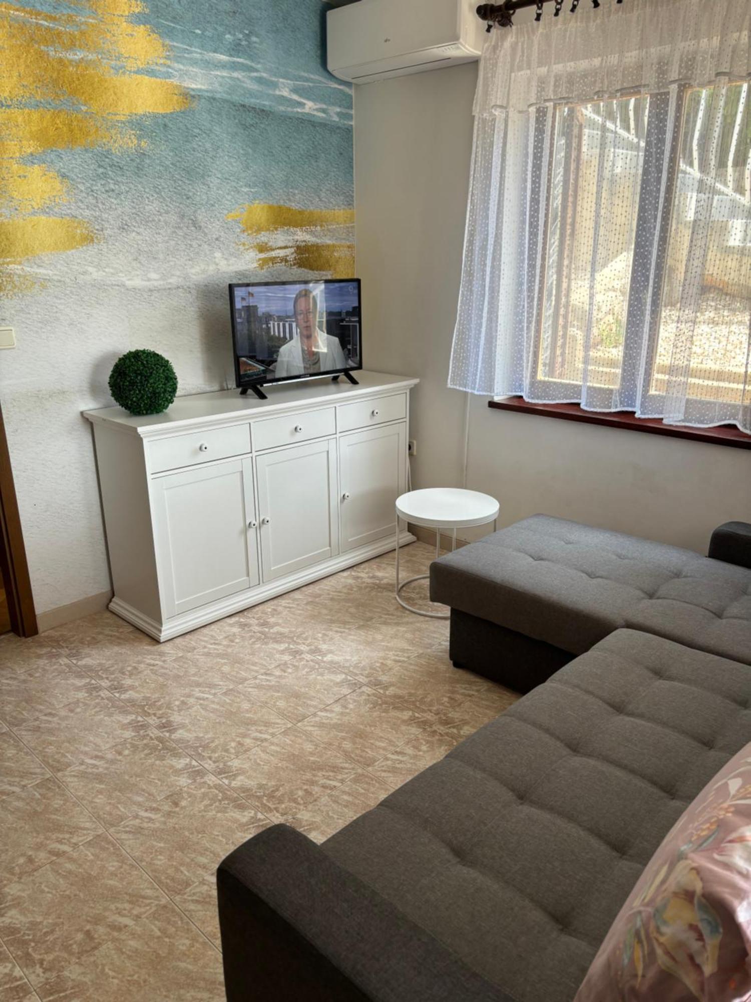 Apartment Jasna B Omišalj Kültér fotó