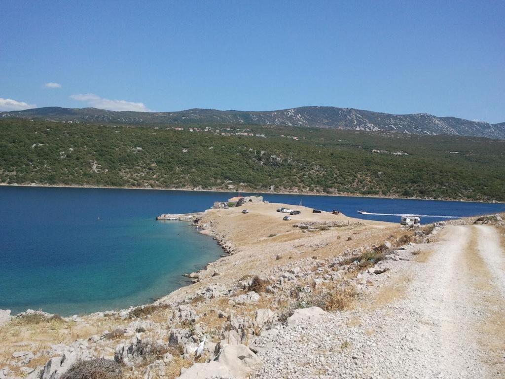 Apartment Jasna B Omišalj Szoba fotó